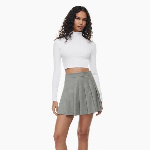 Sunday Best Freshman Cropped Turtleneck Green (XS) - Picture 4 of 4